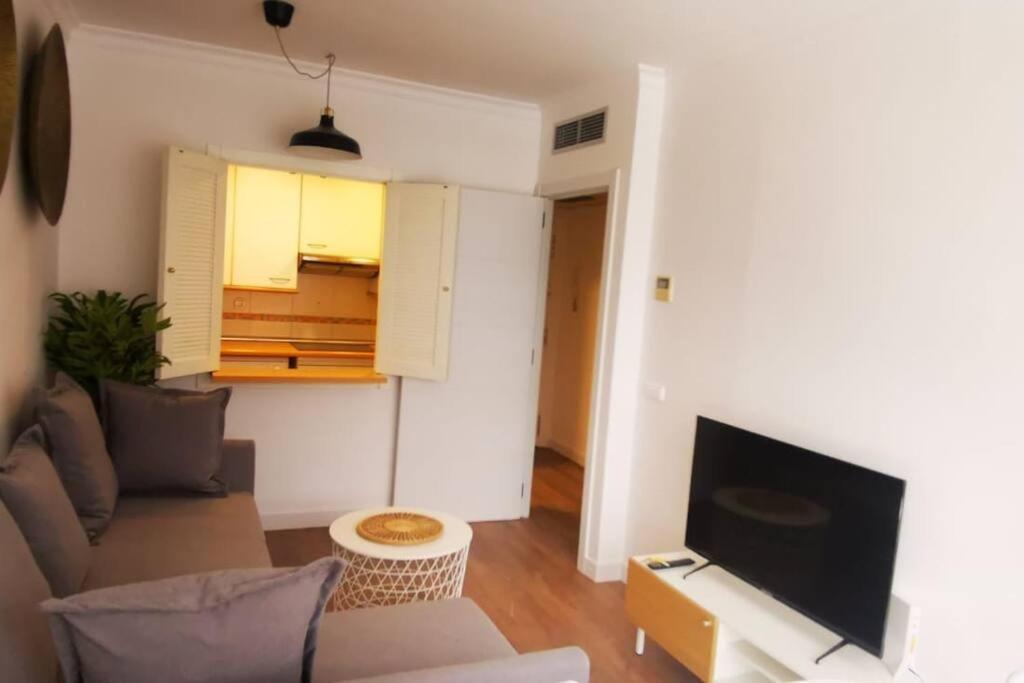 Apartment Cozy With Parking, Gym, Pool And Padel - Pirra